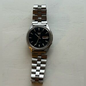 Seiko 5 7009- 8153 Automatic Blue Dial Running
